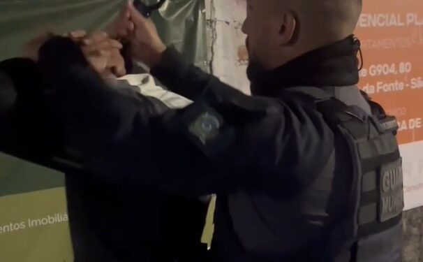 Guarda Municipal de São José dos Pinhais prende foragido com motocicleta furtada