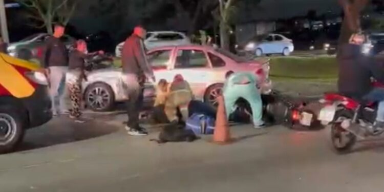 Motorista de carro foge após provocar grave acidente; motociclista não resistiu aos ferimentos