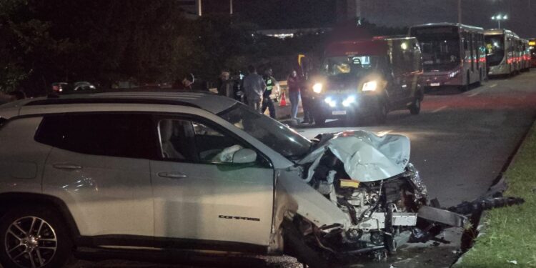 Motorista com sinais de embriaguez provoca grave acidente na Linha Verde