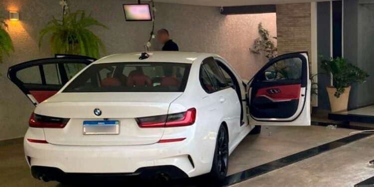 Receita Federal e Polícia Federal deflagram Operação Sanguinis em Foz do Iguaçu e outras cidades para investigar lavagem de dinheiro e descaminho