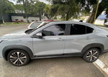 CORP recupera no centro de Curitiba, carro que foi roubado no Rio de Janeiro