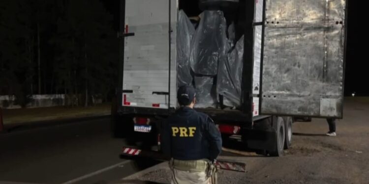 PRF apreende mais de 10 mil cigarros eletrônicos contrabandeados