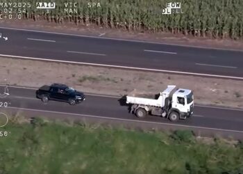 Criminosos tentam fugir em caminhão furtado e promovem acompanhamento tático de cinema no Paraná