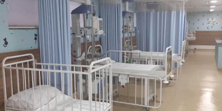 Alta de síndromes respiratórias: Paraná contrata 58 novos leitos