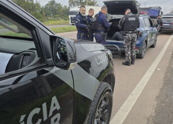 Agiota atira em carro de devedor e acaba preso na RMC