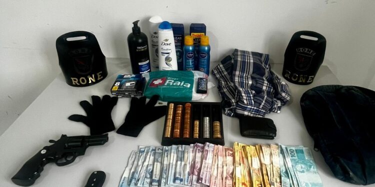 RONE recupera produtos de roubo à farmácia e prende criminosos em Piraquara