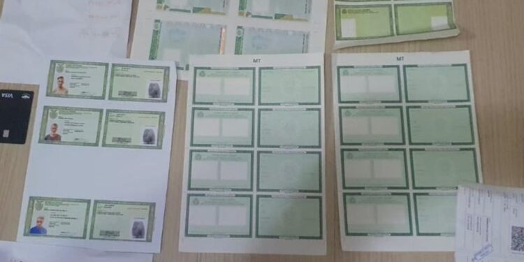 Polícia Civil realiza operação contra organização criminosa que falsificava documentos de jogadores de futebol