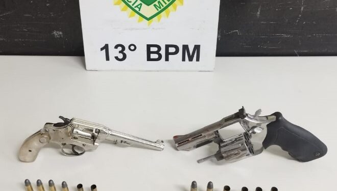 Dupla é neutralizada em confronto com a PM no Ganchinho e veículo é recuperado