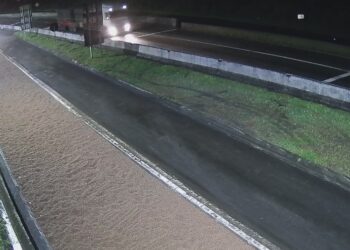 Área de escape da BR-277 salva vida de motorista que conduzia caminhão com problema nos freios