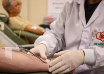 “Doe sangue, doe vida”: campanha Junho Vermelho incentiva doações no Paraná