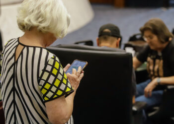 Com 12 mil casos em 2024, Saúde reforça orientações para evitar quedas de idosos