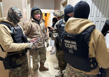 PCPR e PMPR cumprem 172 mandados em megaoperação contra grupo que controlava o tráfico no Centro de Curitiba