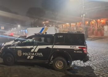 Guardador de carros é morto a facadas em Santa Felicidade