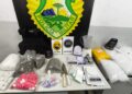 PM apreende drogas e prende dupla no Parolin