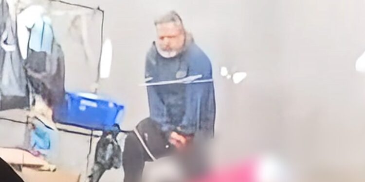 Homem em situação de rua é espancado e enforcado até a morte na RMC