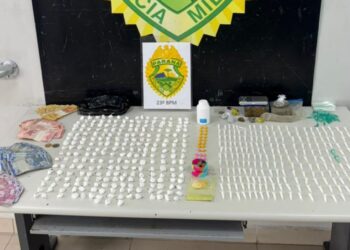 PM prende indivíduo com diversas drogas e dinheiro na Vila Nossa Senhora da Luz