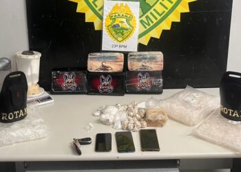 ROTAM apreende drogas e prende três pessoas na CIC