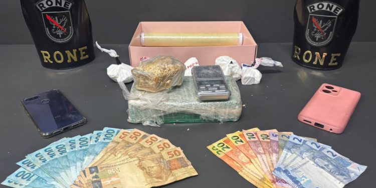 Dupla é presa com mais de um quilo de crack e cocaína durante ação da RONE