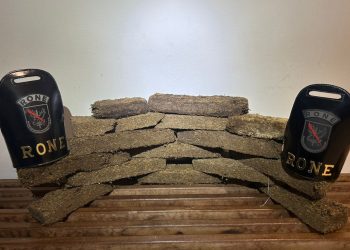 Mais de 10 quilos de maconha são apreendidos pela RONE em porto clandestino