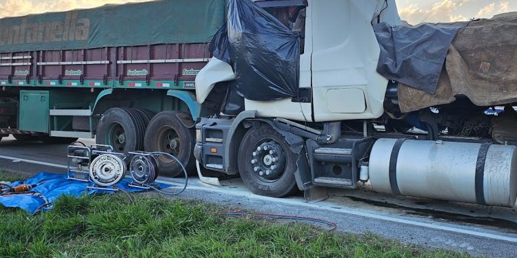 Mortes em acidentes com caminhões aumentam mais de 15% no Paraná em 2025