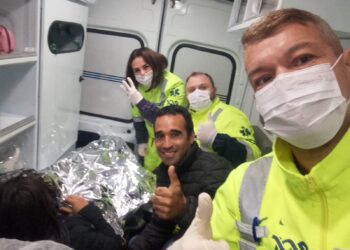 Gestante dá à luz dentro de ambulância da EPR Litoral Pioneiro na BR-277