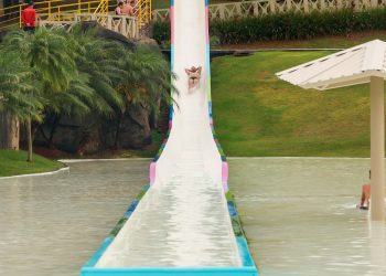 Mesmo no inverno, piscinas representam risco de afogamento, alertam Bombeiros