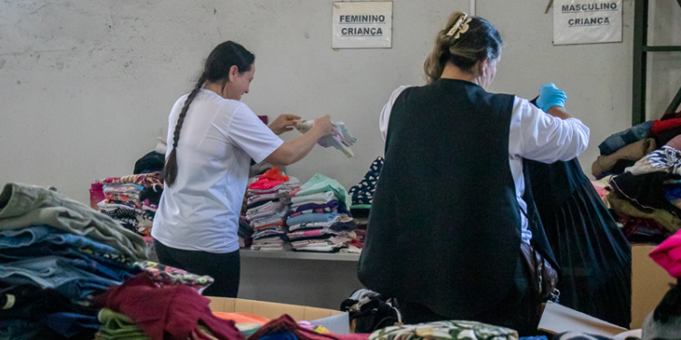Campanha do Agasalho arrecada 300 mil peças; doações podem ser feitas até 22 setembro