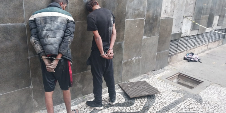 Guarda Municipal prende dois suspeitos de furtar fiação elétrica em Curitiba