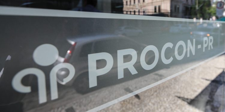 Procon-PR oferece cursos gratuitos sobre direitos do consumidor