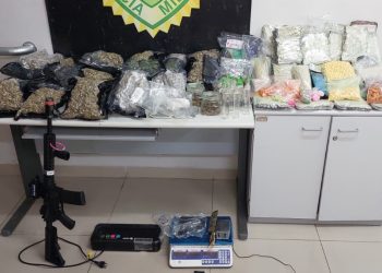 Casal é preso com mais de 55 mil comprimidos de ecstasy e drogas sintéticas no Pinheirinho