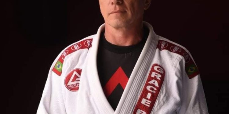 Mestre de Jiu-Jitsu morre dentro de academia e causa grande comoção em Araucária