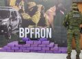 Jovem de 18 anos é abordada em carro e BPFRON encontra 395 kg de maconha