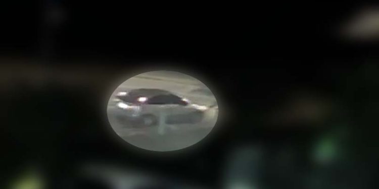 Polícia procura criminosos que arrombaram loja de celular utilizando carro em Curitiba