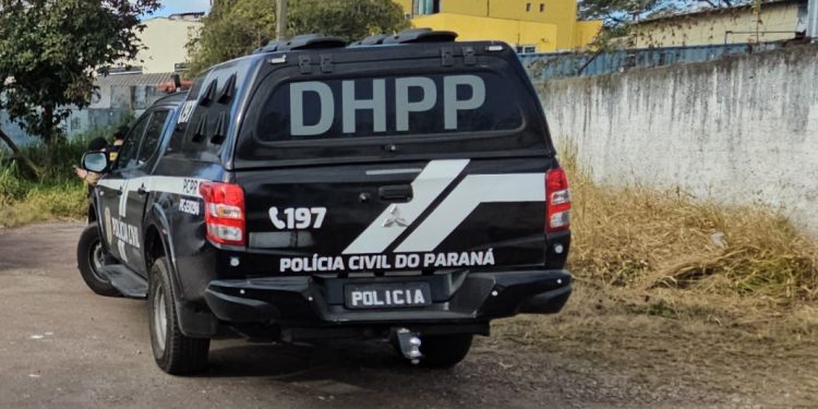 Divisão de Homicídios prende suspeito de esfaquear rapaz no centro de Curitiba