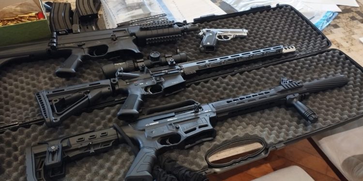 PF deflagra Operação Dumb Money contra esquema milionário de pirâmide financeira com vítimas em todo o país