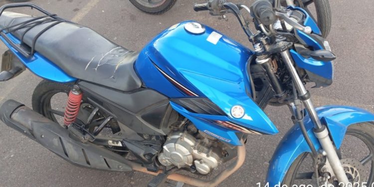PMs realizam abordagem e descobrem moto furtada na CEASA