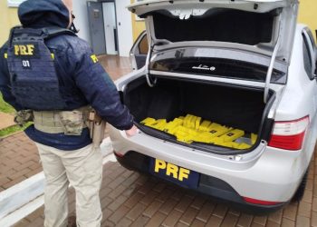 PRF apreende quase 200 kg de maconha em Cascavel