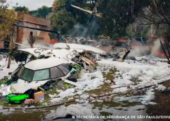 Um ano depois de tragédia da Voepass, familiares inauguram memorial