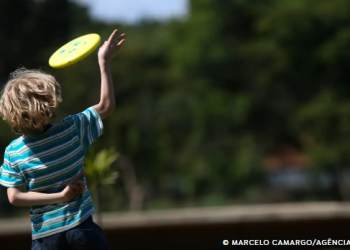 Apesar de proibição, 29% admitem palmadas e beliscões em crianças