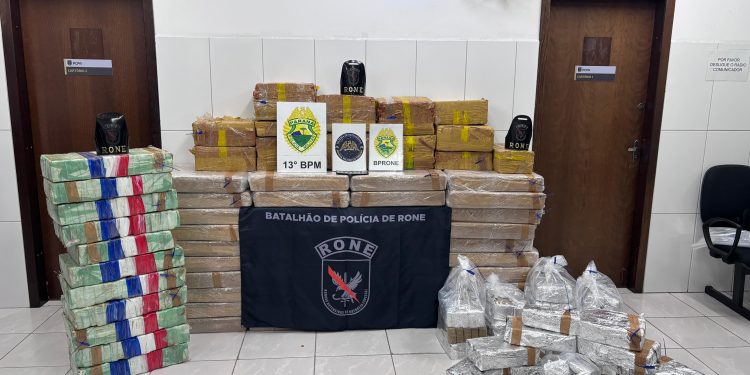 RONE apreende quase 1,5 tonelada de maconha e 3 kg de haxixe em Curitiba