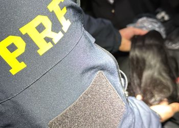PRF apreende mais de 160 quilos de cabelo humano no Paraná
