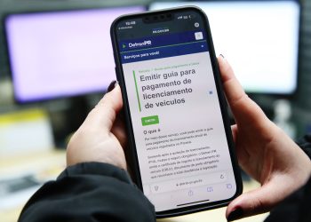 Certificado de licenciamento de veículos: com dez datas, vencimentos começam na sexta