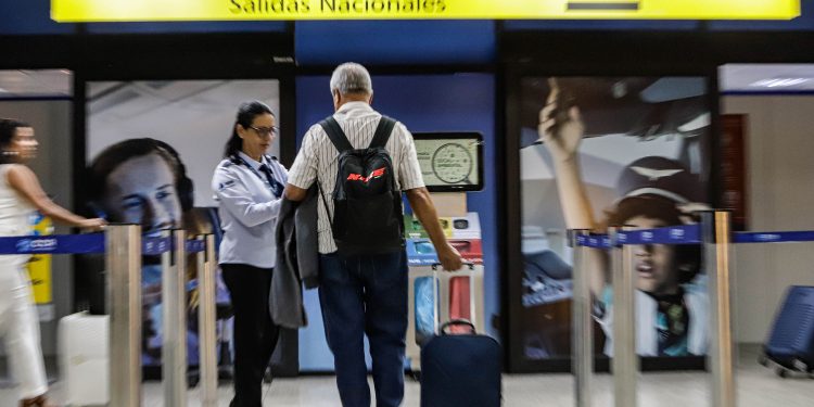 Paraná recebeu mais de 710 mil turistas estrangeiros entre janeiro e julho deste ano