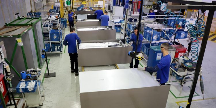 Mutirão da Juventude vai oferecer mais de 800 vagas em Curitiba no dia 13 de agosto