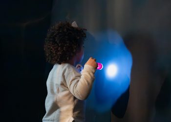 MON promove oficina sensorial para bebês de 1 a 2 anos dia 14 de agosto