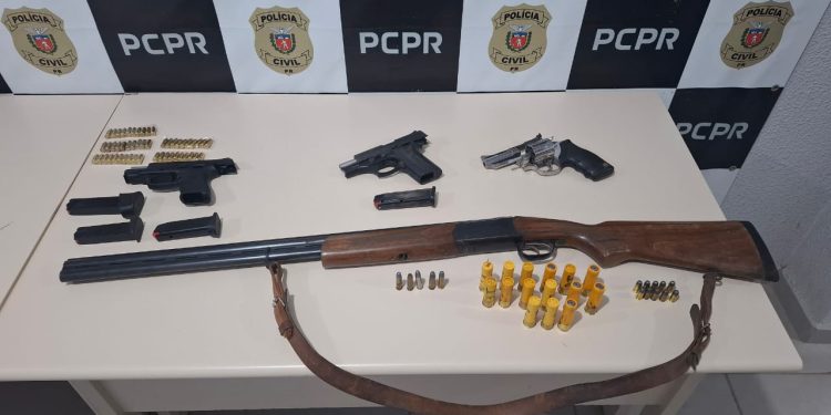 PCPR prende dois homens por posse irregular de arma de fogo