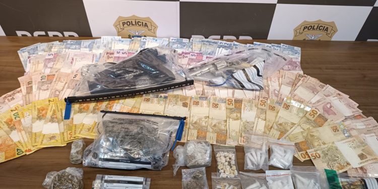 PCPR prende quatro pessoas em flagrante por tráfico de drogas e associação ao tráfico na Capital