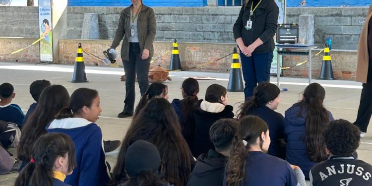 Perícia Mirim: Polícia Científica ensina crianças como desvendar crimes ambientais