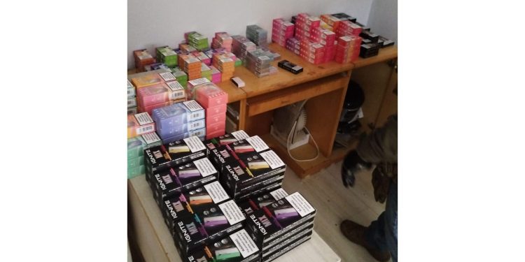 Trio é preso pela PCPR por falsificar canetas emagrecedoras e outros medicamentos