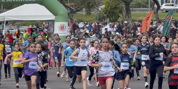 Circuito Infantil de Corridas de Rua reúne mil crianças e adolescentes no Barigui